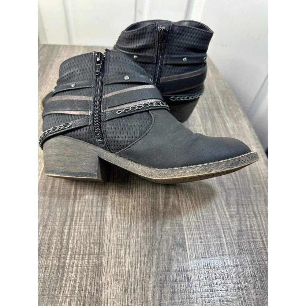 Kohls RedBud Ankle Boot Womens 6 Medium Black Faux Leather Biker Rock Goth Rebel